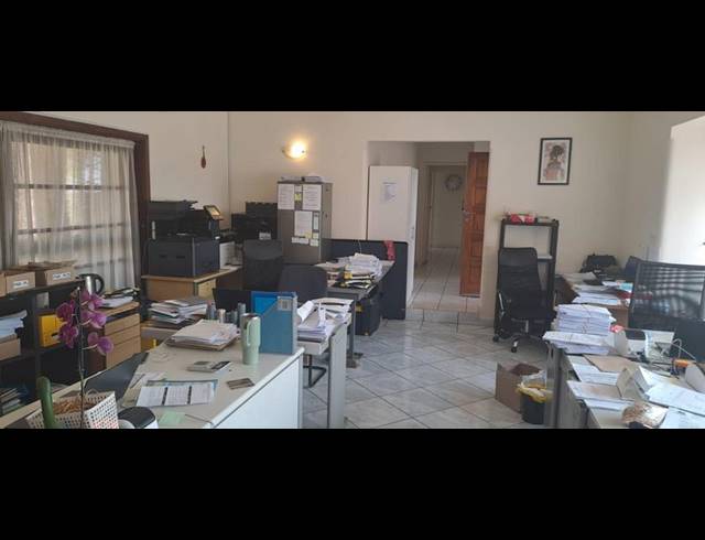 4 BEDROOM HOUSE FOR SALE IN PARKDENE